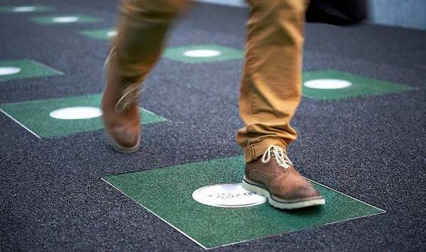 Оксфорд-стрит в Лондоне покроют умной плиткой для выработки энергии - фото