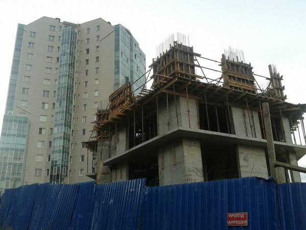 Строительство новой школы в Череповце ведётся с опережением сроков - фото